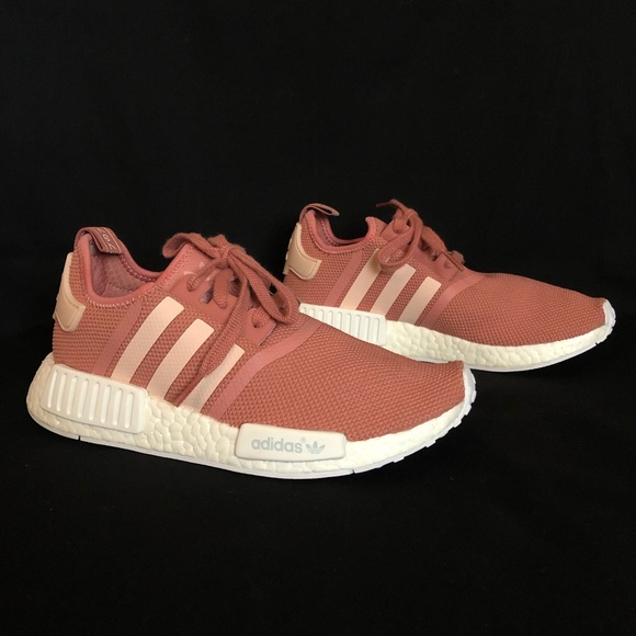 !!!SOLD!!! Women’s NMD R1 - Picture 2 of 6